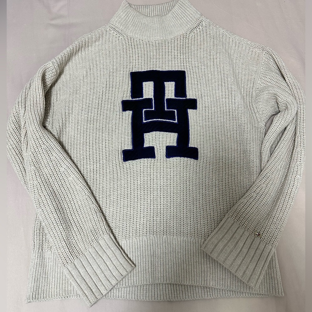 Tommy Hilfiger Cream Knit Sweater with Blue Accent